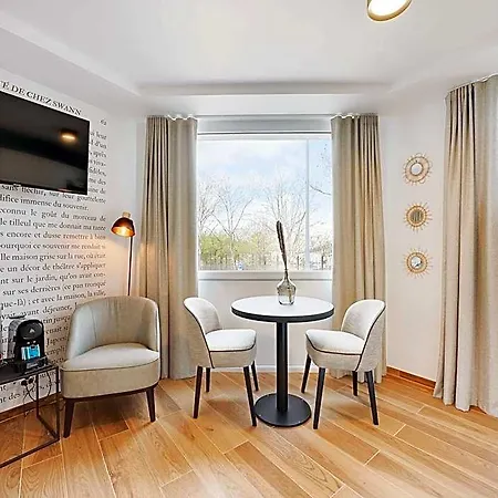 Charming With Rooftop - 2p- Vanvesparc Ξενοδοχείο