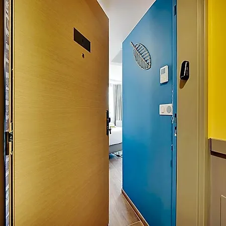 Charming With Rooftop - 2p- Vanvesparc 3*